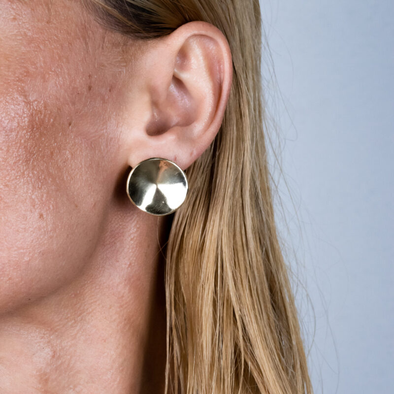 Brinco Universo em Latão